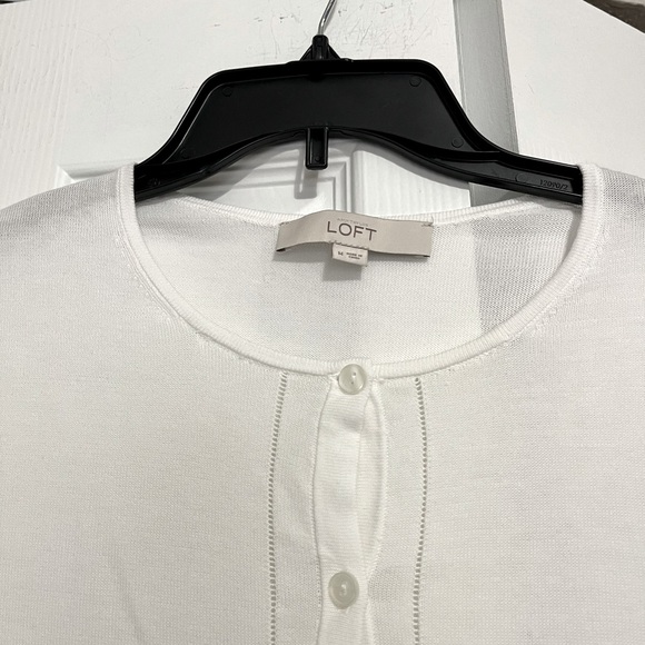 EUC Loft button front sweater. Sz M - Picture 3 of 5